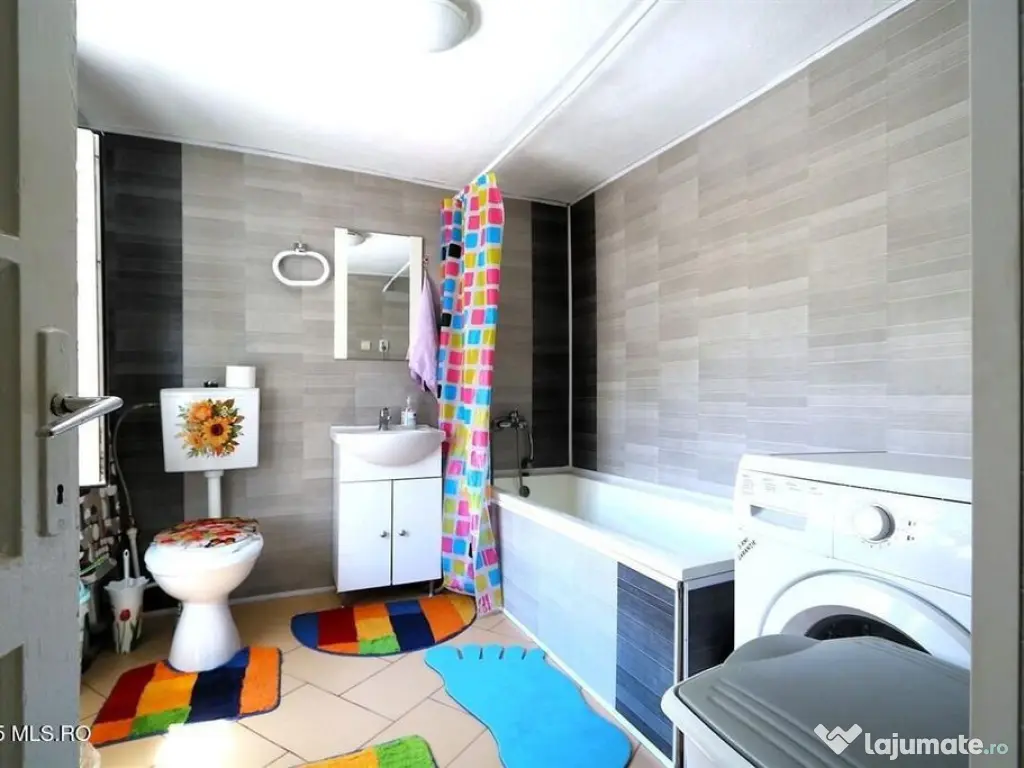 Palazu Mare - Strada Gheorghe Baritiu 16, casa cu teren d...