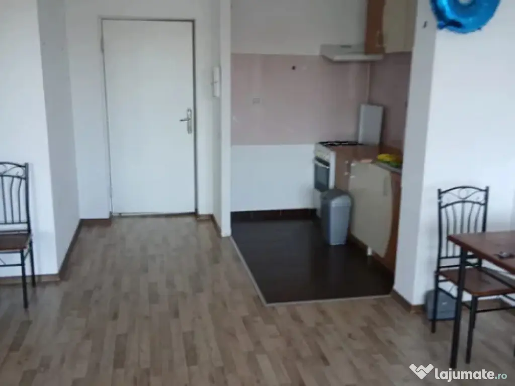 Apartament 2 camere, tip studio - zona Astra