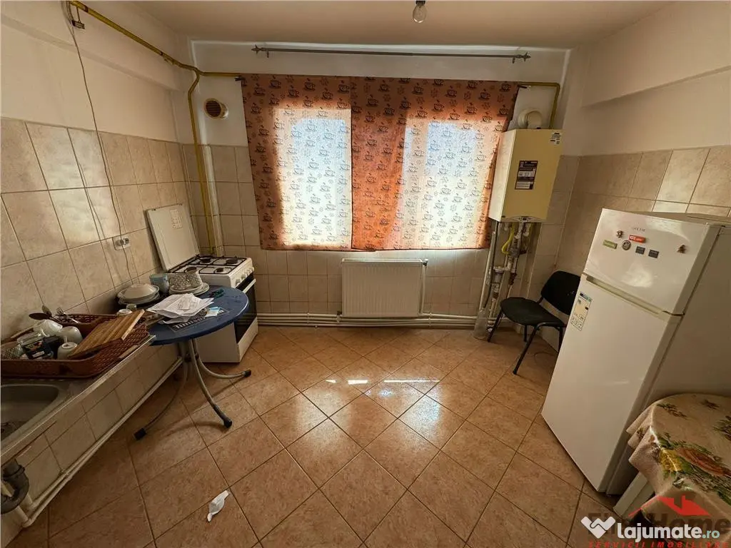 Apartament 2 camere, 60mp garaj proprietate, etaj 4 cu aco 