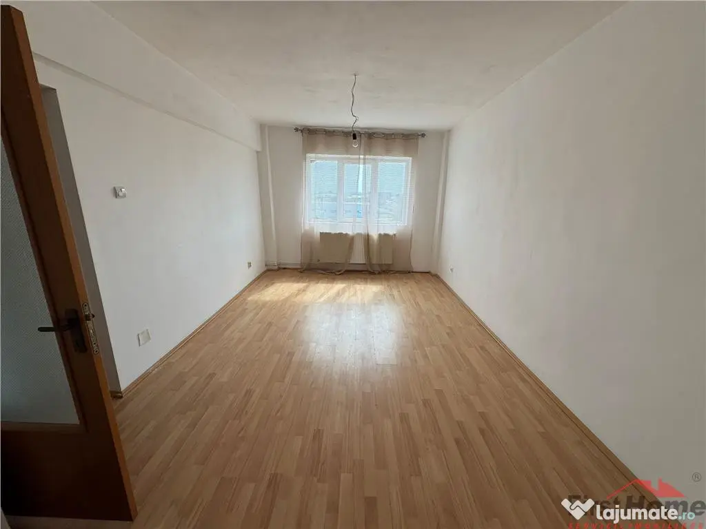 Apartament 2 camere, 60mp garaj proprietate, etaj 4 cu aco 