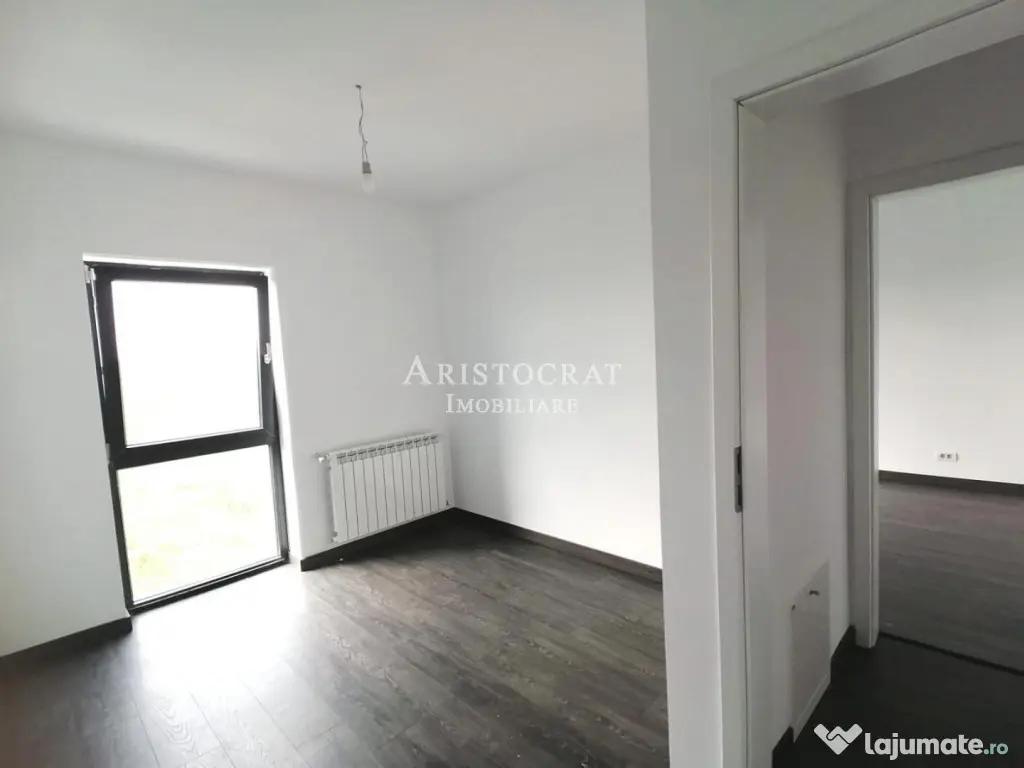 Duplex proximitate lac Corbeanca 