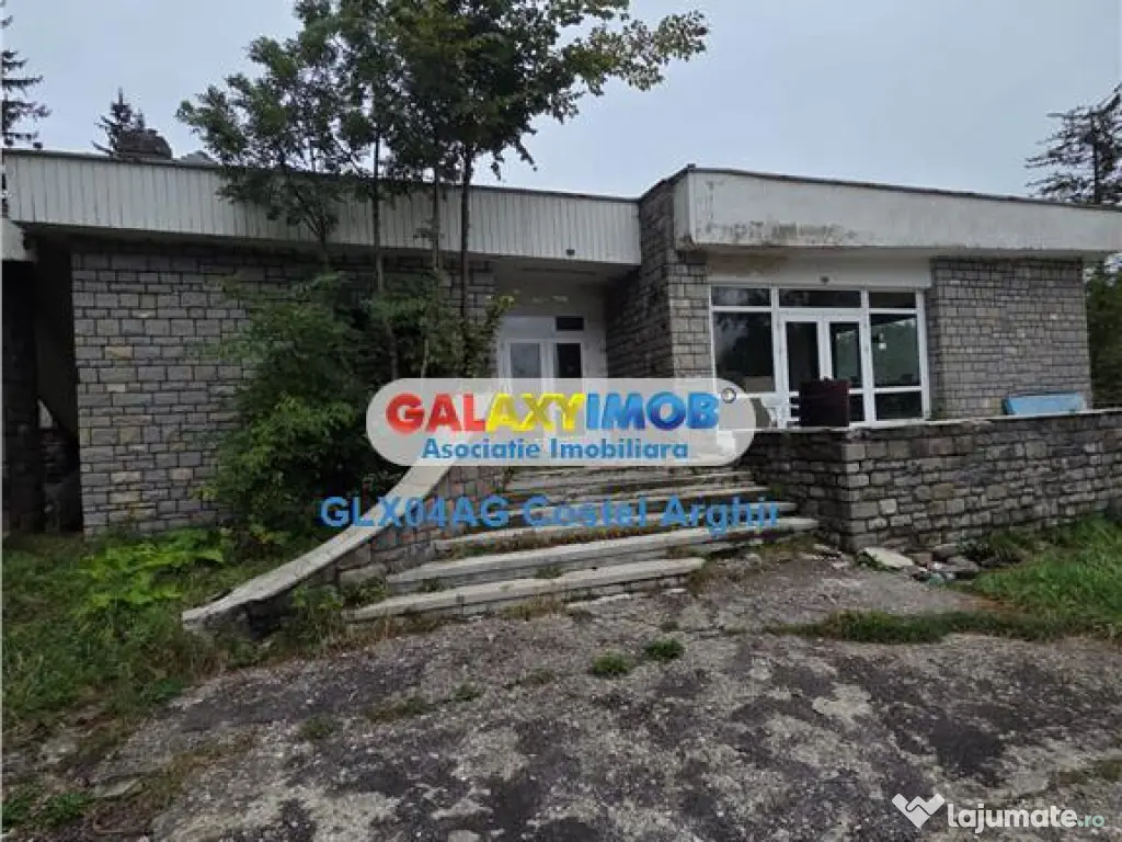 Vindem Vila-Pensiune in Sinaia , teren 6290 mp intravilan CC 