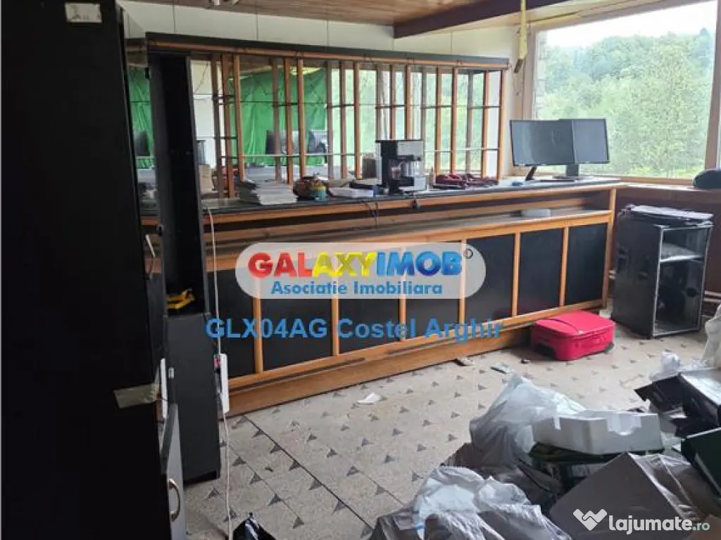 Vindem Vila-Pensiune in Sinaia , teren 6290 mp intravilan CC 