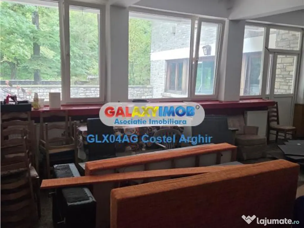 Vindem Vila-Pensiune in Sinaia , teren 6290 mp intravilan CC 