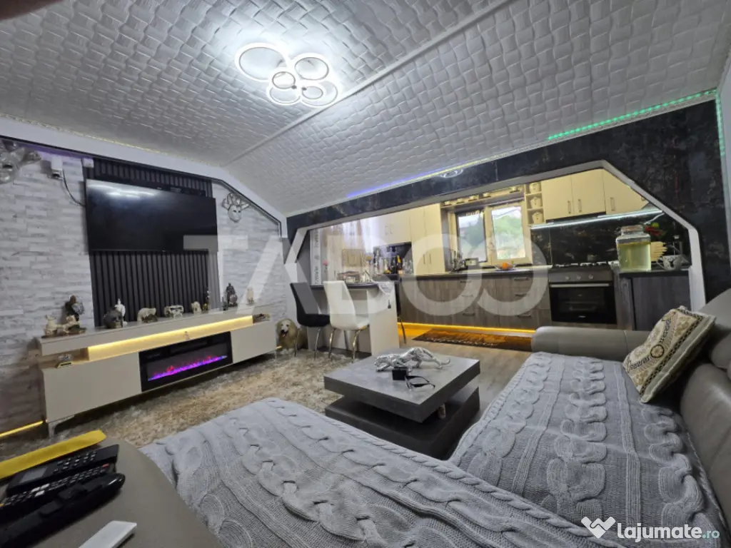 Apartament 3 camere de vanzare 100mpu decomandat zona Tilisc 