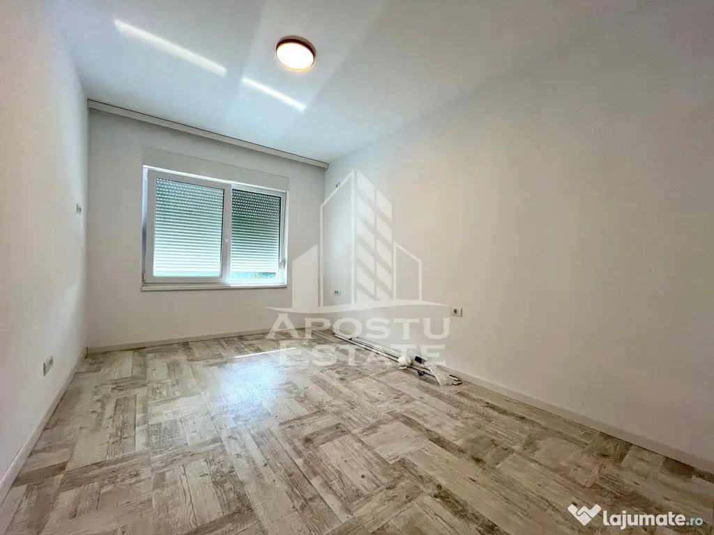 Casa insiruita cu 3 camere, 2 bai, in Dumbravita 