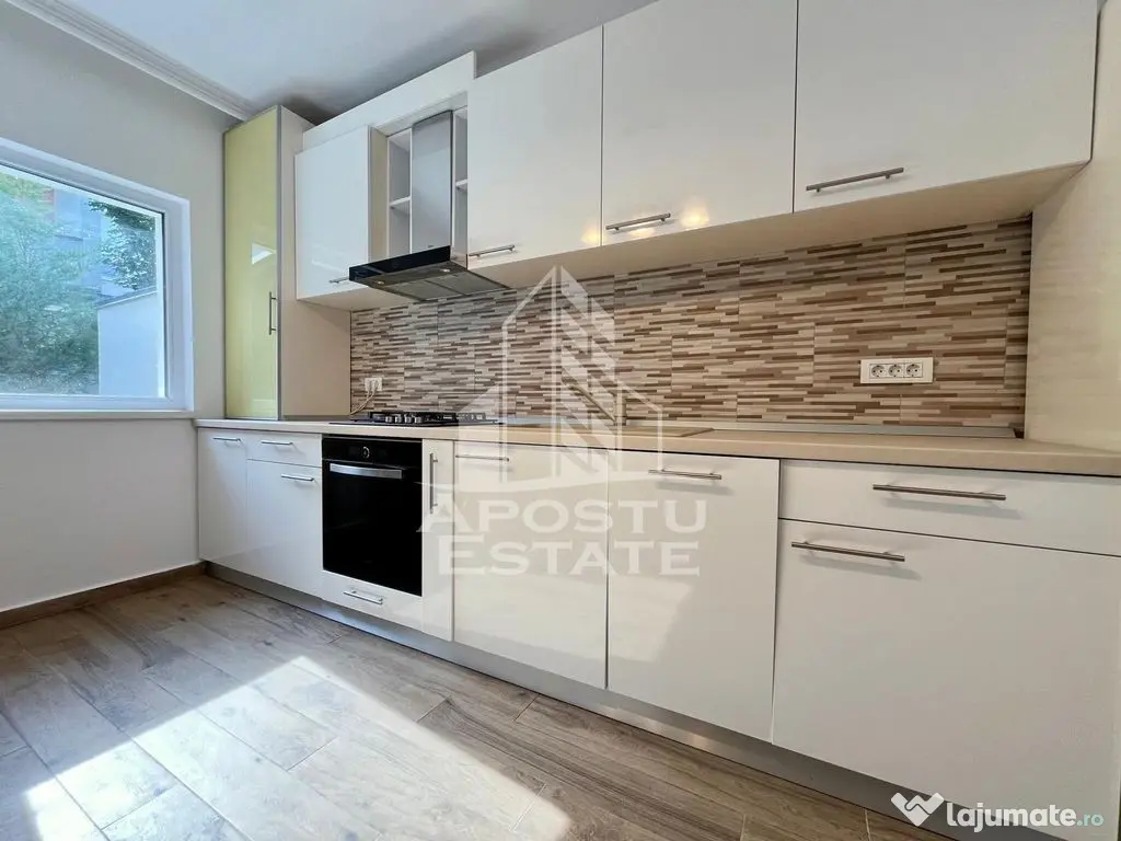 Casa insiruita cu 3 camere, 2 bai, in Dumbravita 