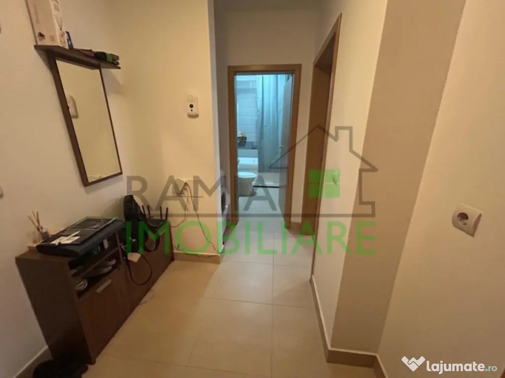 Garsonieră spațioasă, bloc 2013, acces securizat – Trac 