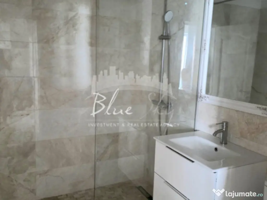 Apartament modern cu balcon generos și acces la piscină 