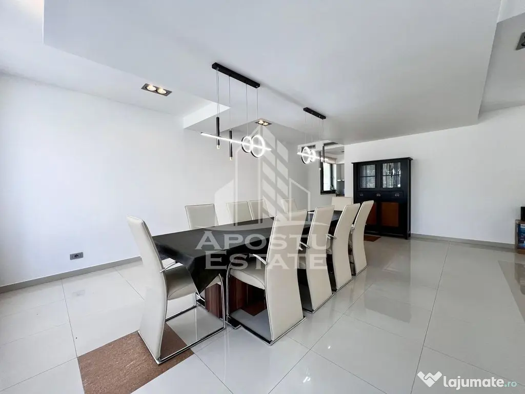 Casa de lux cu 5 camere, 4 bai, piscina privata , zona Ar... 