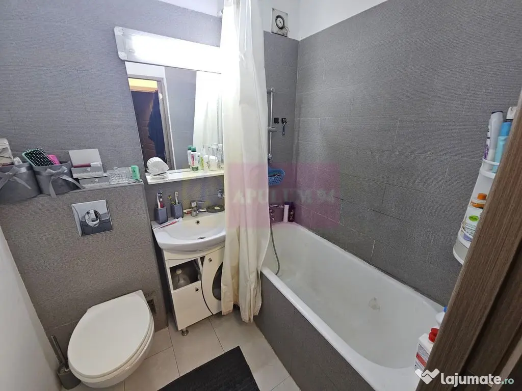 Apartament 3 camere 3/4 -Piata Resita 