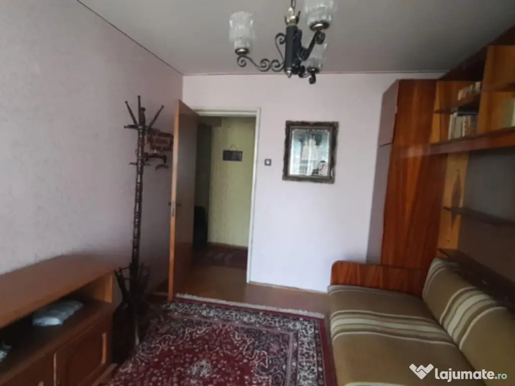 Apartament 3 camere ,B-dul Victoriei 