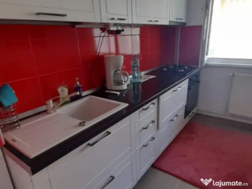 Apartament 3 camere ,B-dul Victoriei 