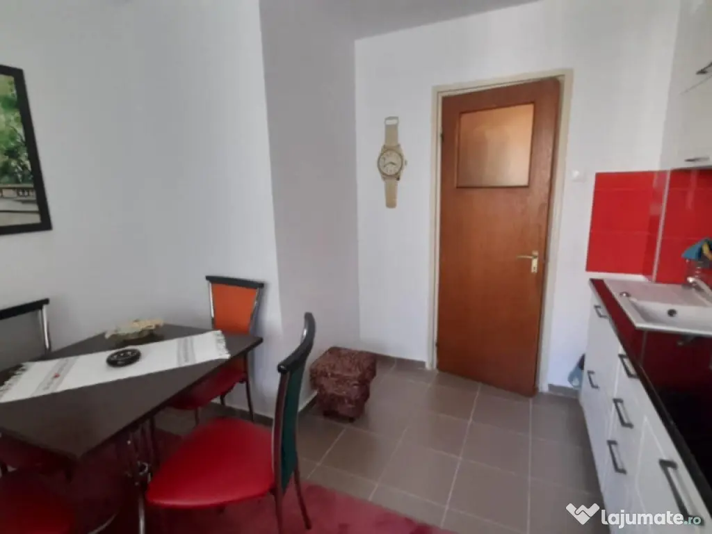 Apartament 3 camere ,B-dul Victoriei 