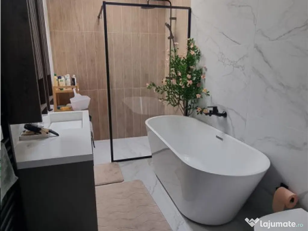 Apartament de 4 camere zona Poiana Brasov 