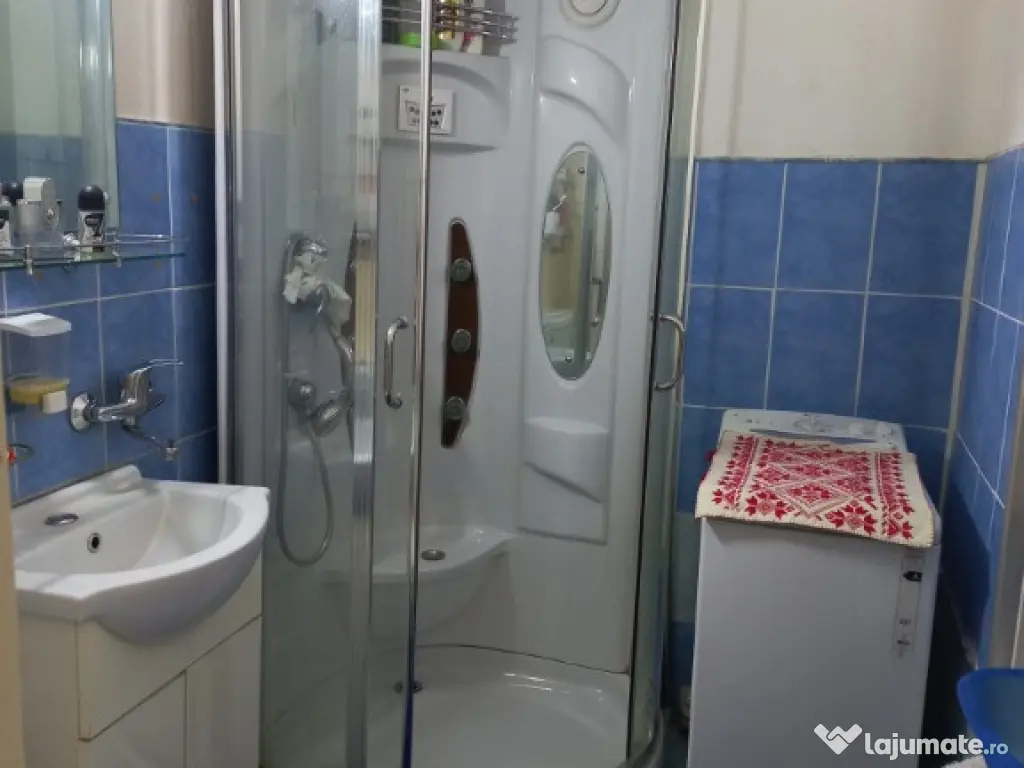 P.Dulfu, 3 camere, decom., etaj 3 