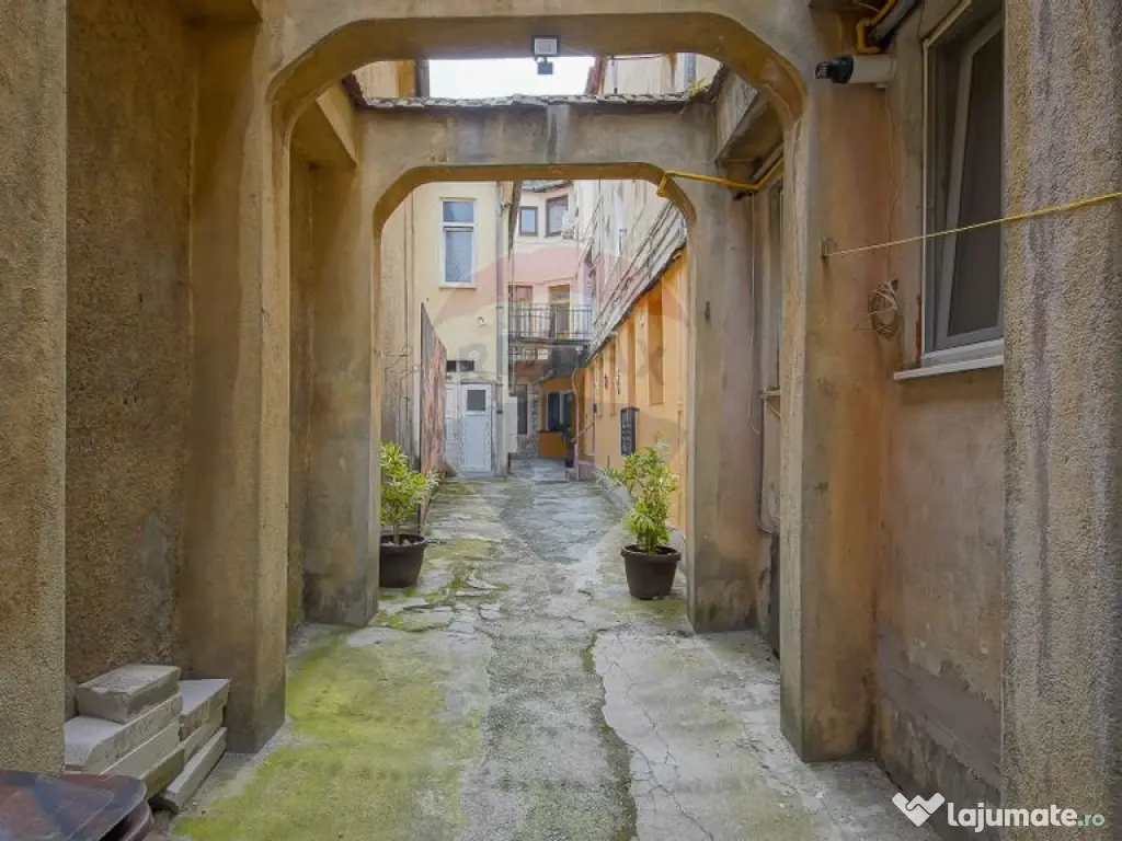 Apartament cu două unități, pe str. Republicii – Cen... 