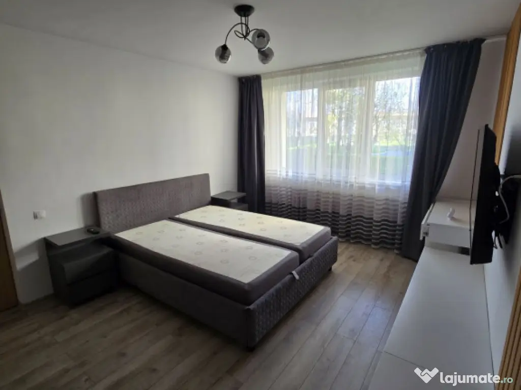 Garsoniera decomandata, renovata Astra 