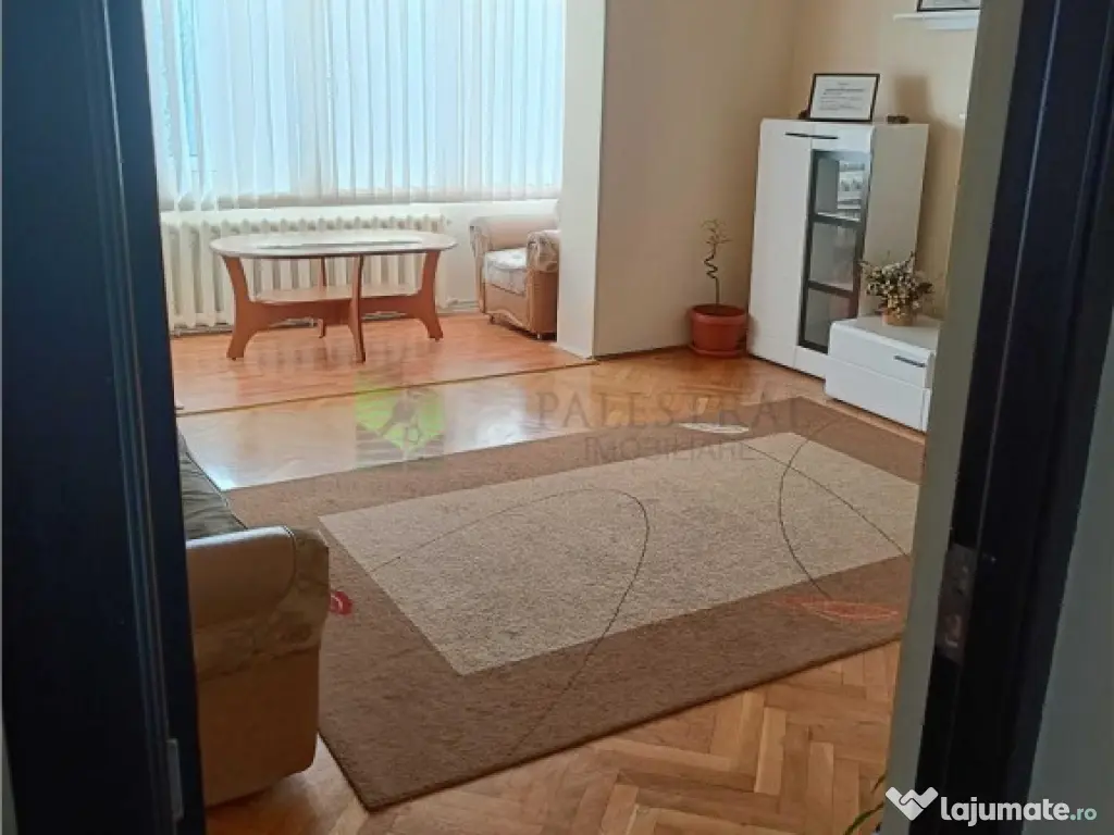 Apartament 3 camere Zizinului,zona Judetean,155000 Euro 