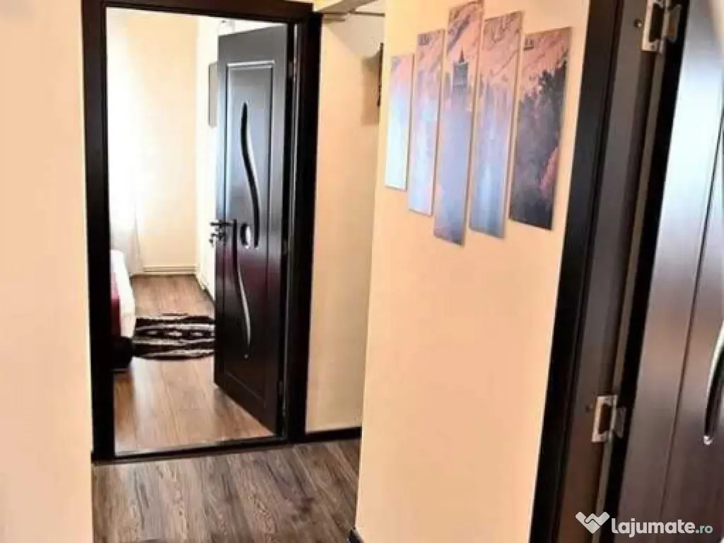 Apartament 3 camere Zizinului,zona Judetean,155000 Euro 