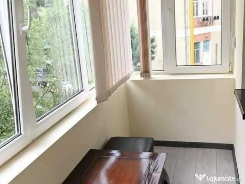 Apartament 3 camere Zizinului,zona Judetean,155000 Euro 