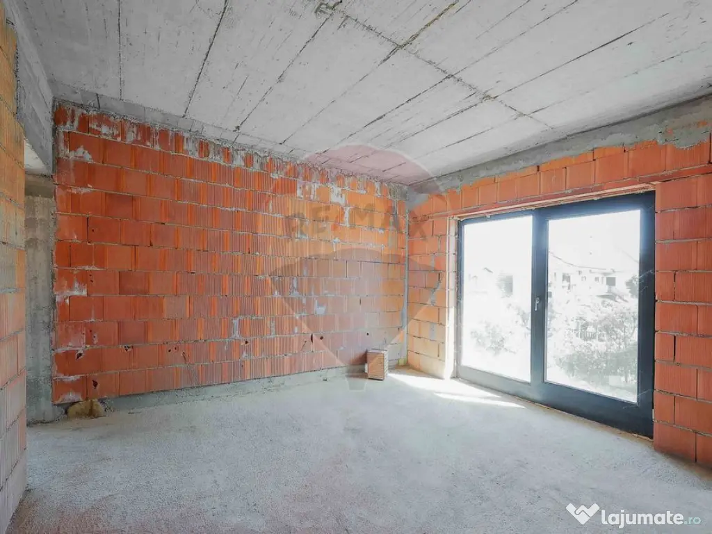 De vânzare, casă la roșu în zona centrală, Str. Emil... 