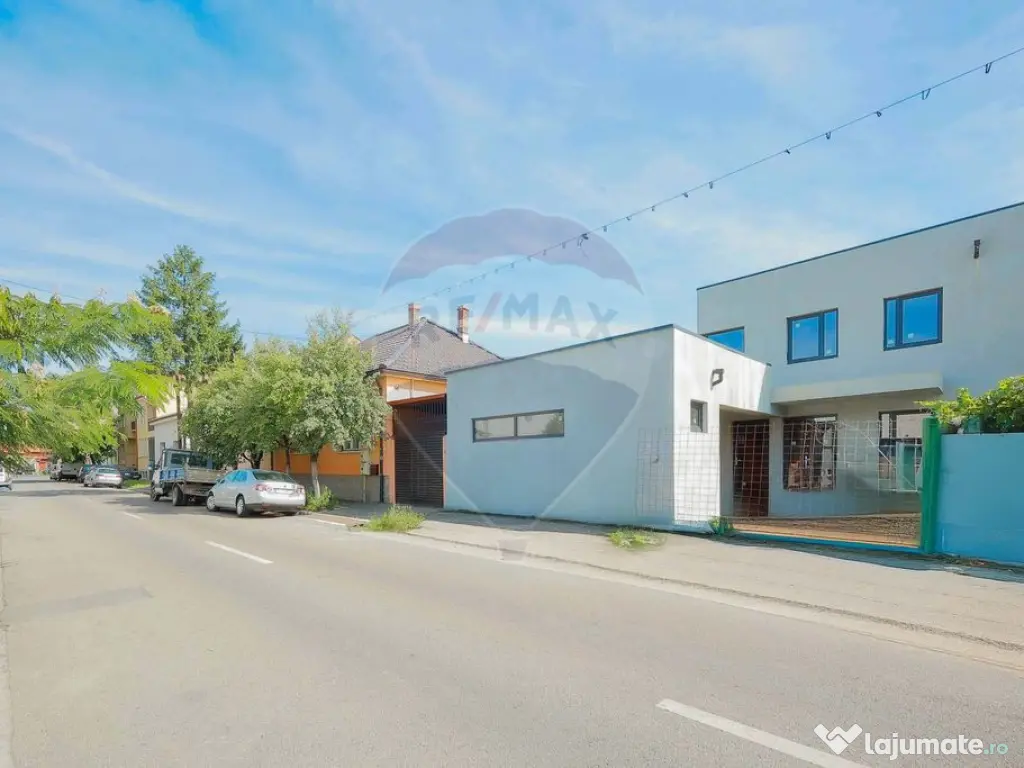 De vânzare, casă la roșu în zona centrală, Str. Emil... 