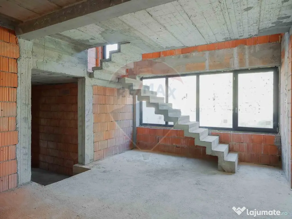 De vânzare, casă la roșu în zona centrală, Str. Emil... 