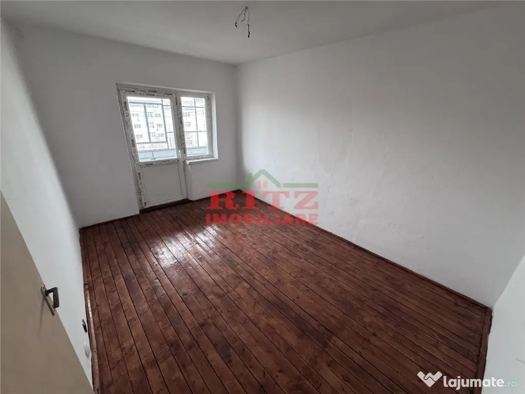 Nou! Ap. 3 cam., S=70 mp, 2 balcoane, Zona Arcului! 