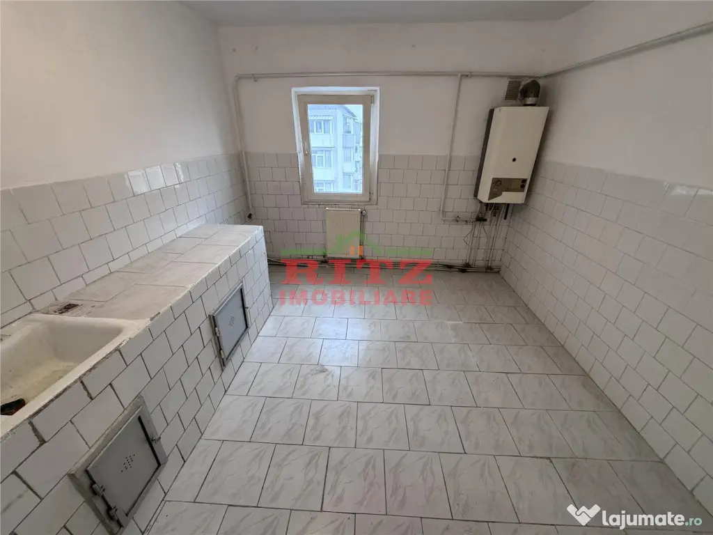 Nou! Ap. 3 cam., S=70 mp, 2 balcoane, Zona Arcului! 