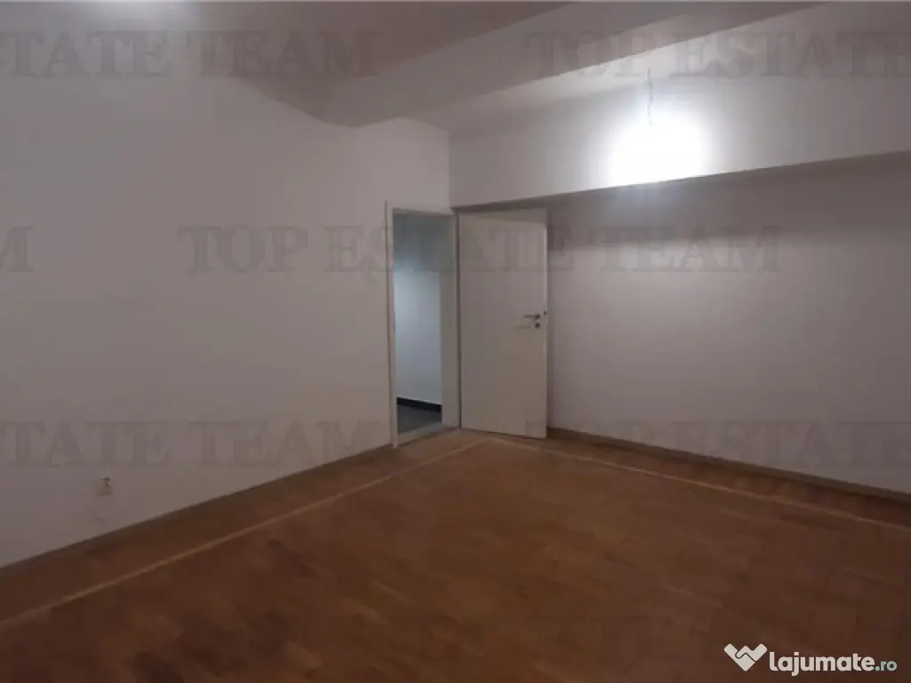 Spatii birou / comerciale de inchirat ,Universitate, 10 eur 