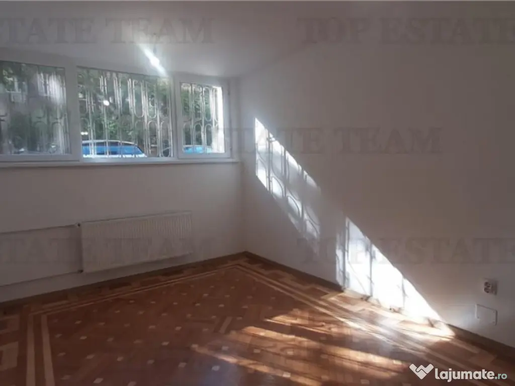 Spatii birou / comerciale de inchirat ,Universitate, 10 eur 