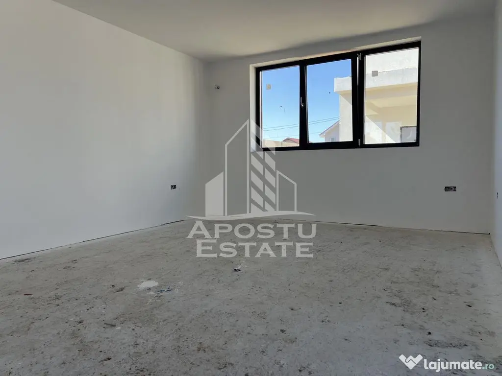 Duplex cu 4 camere P+E, in Beregsau Mare