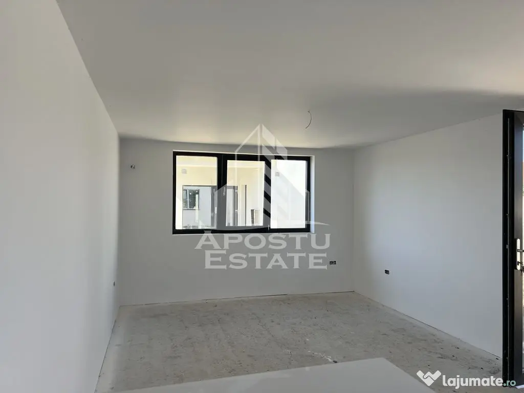 Duplex cu 4 camere P+E, in Beregsau Mare