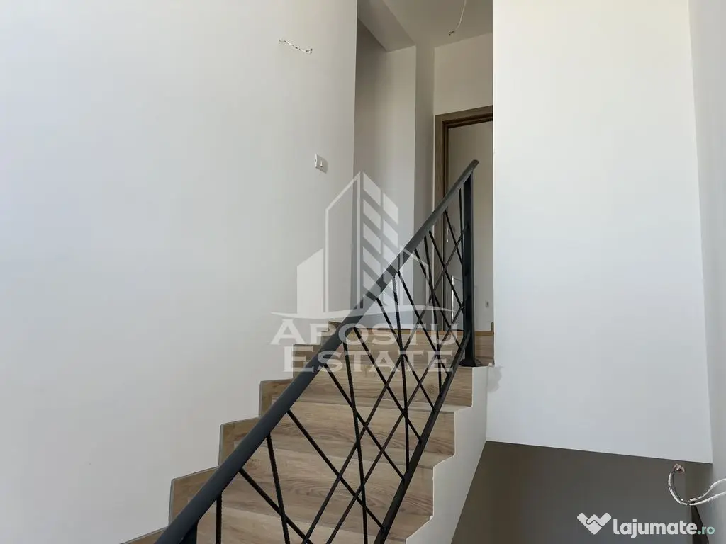 Duplex cu 4 camere P+E, in Beregsau Mare