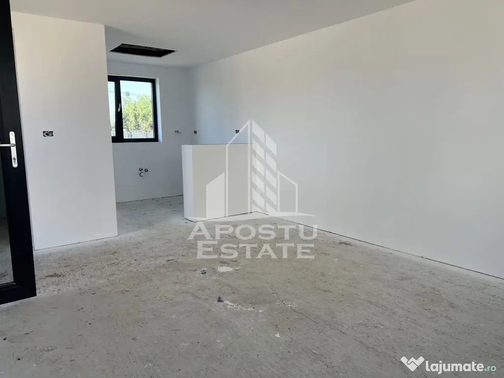 Duplex cu 4 camere P+E, in Beregsau Mare