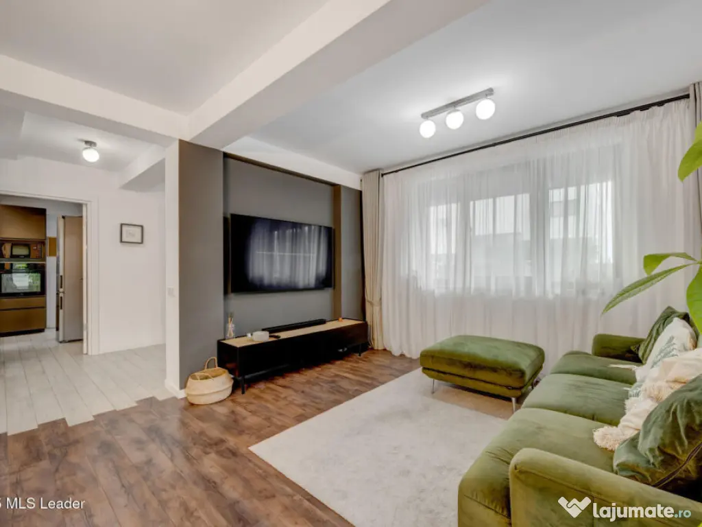 Casă modernă 4 camere,141m, curte verde, Tunari