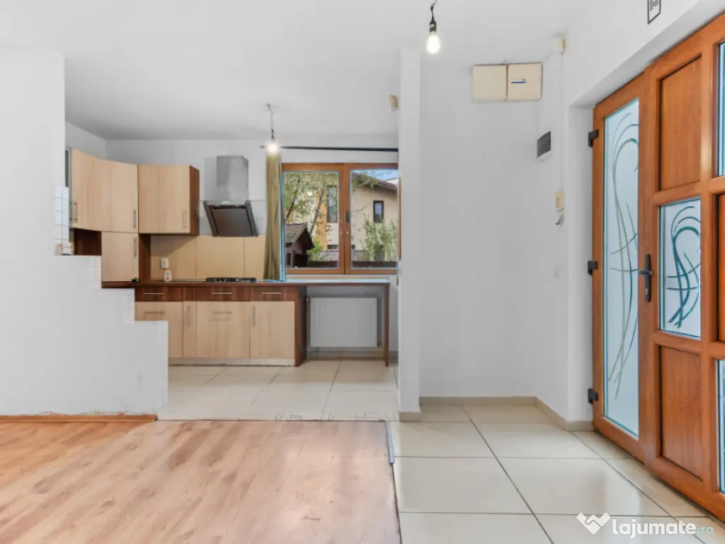 VILA IN BALOTESTI ,SUBURBIE IN PLINA DEZVOLTARE 