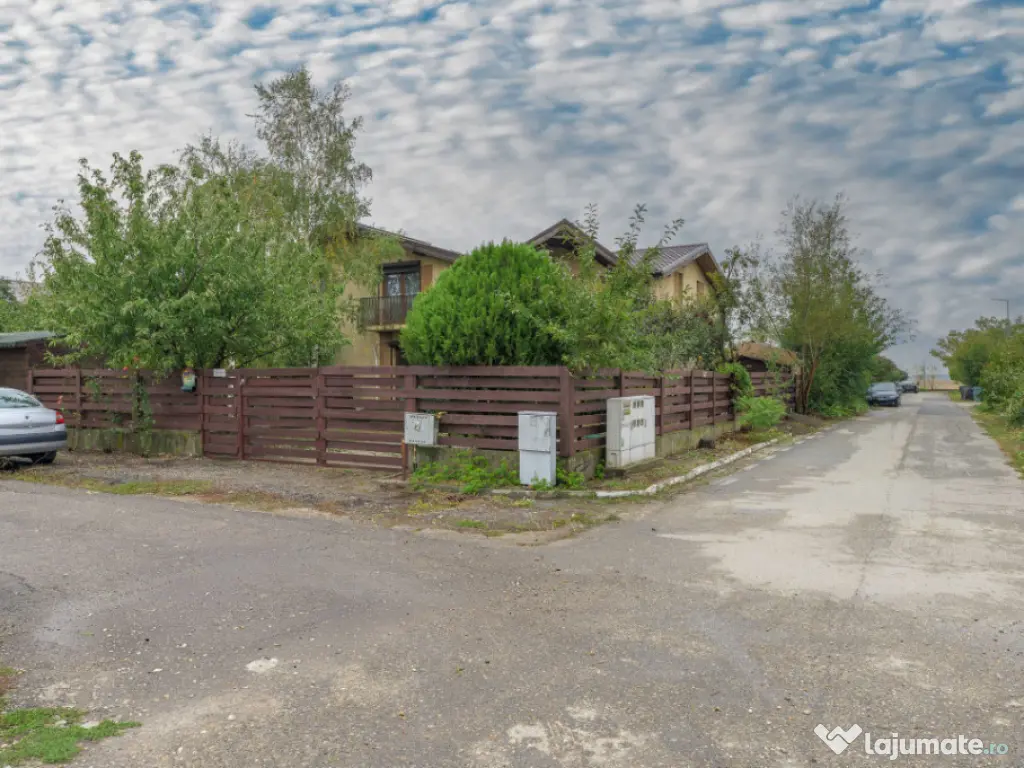 VILA IN BALOTESTI ,SUBURBIE IN PLINA DEZVOLTARE 