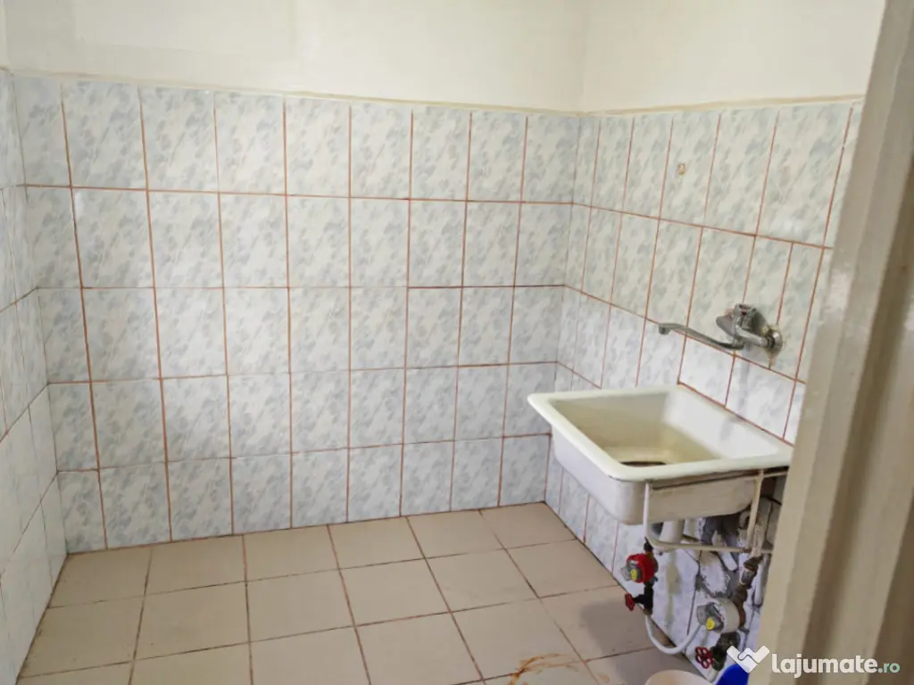 Apartament 2 camere Groapă - Scoala 8, Constanța 