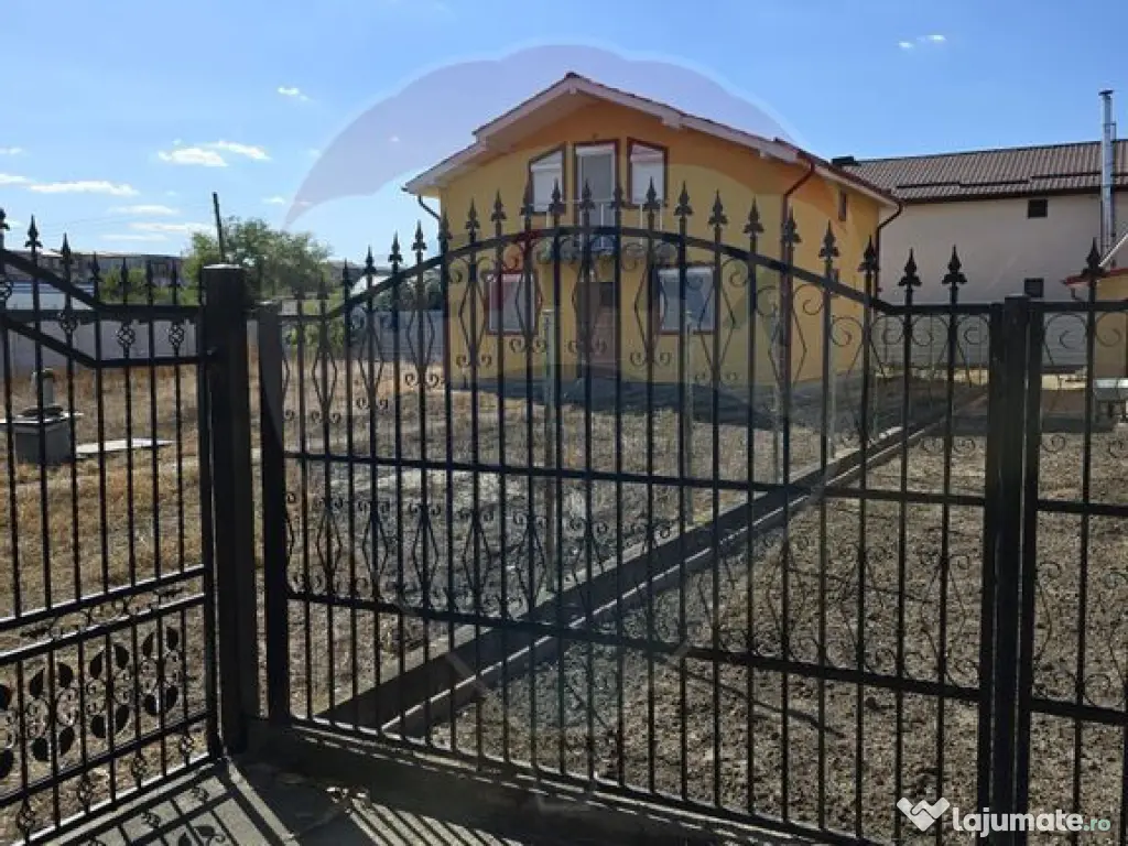 Casă / Vilă mobilata si utilata