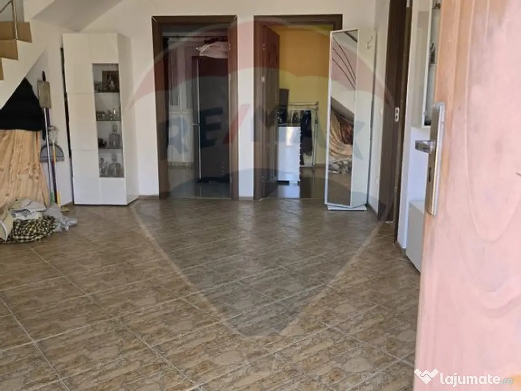 Casă / Vilă mobilata si utilata 