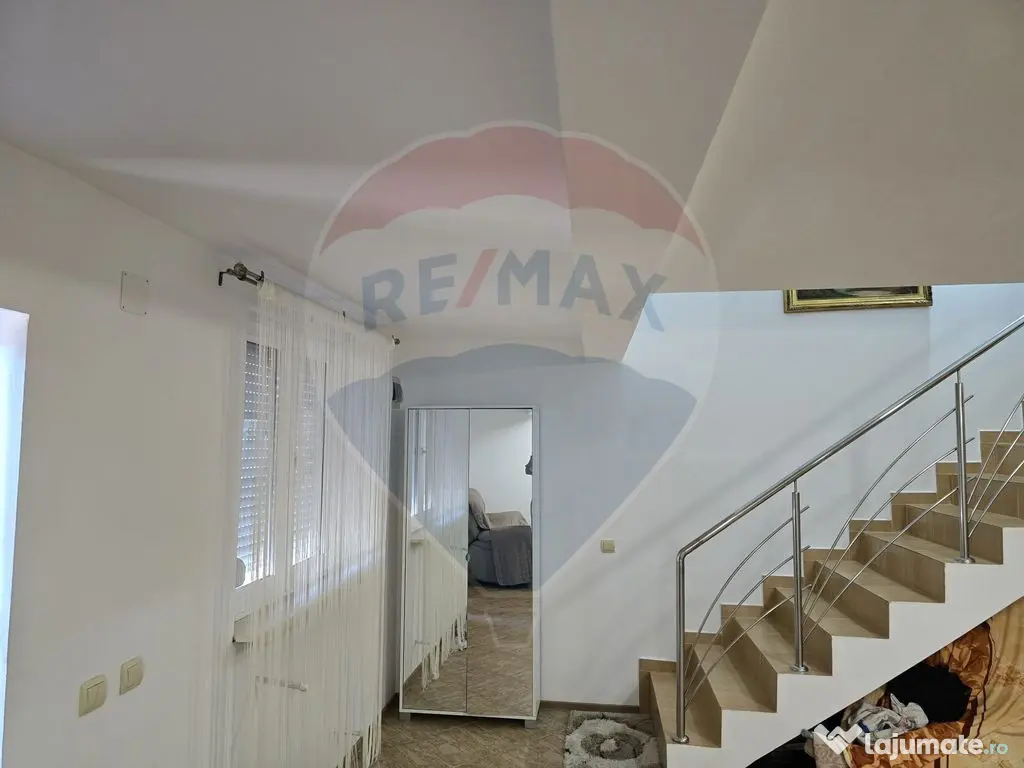 Casă / Vilă mobilata si utilata 