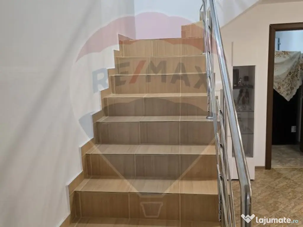 Casă / Vilă mobilata si utilata 