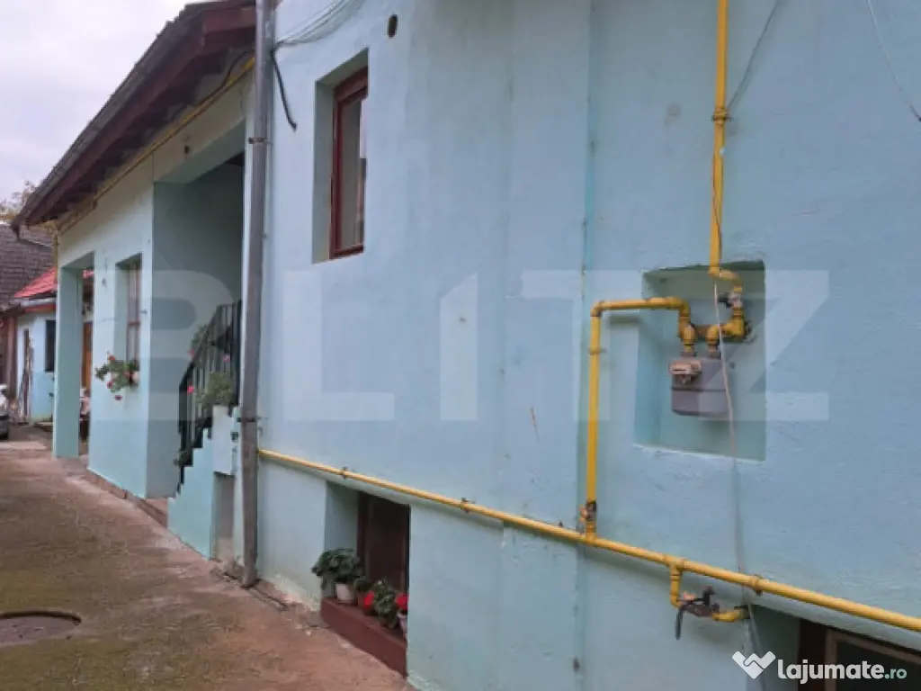 2 case lipite, ideale pentru 2 familii – Hărman, la doar