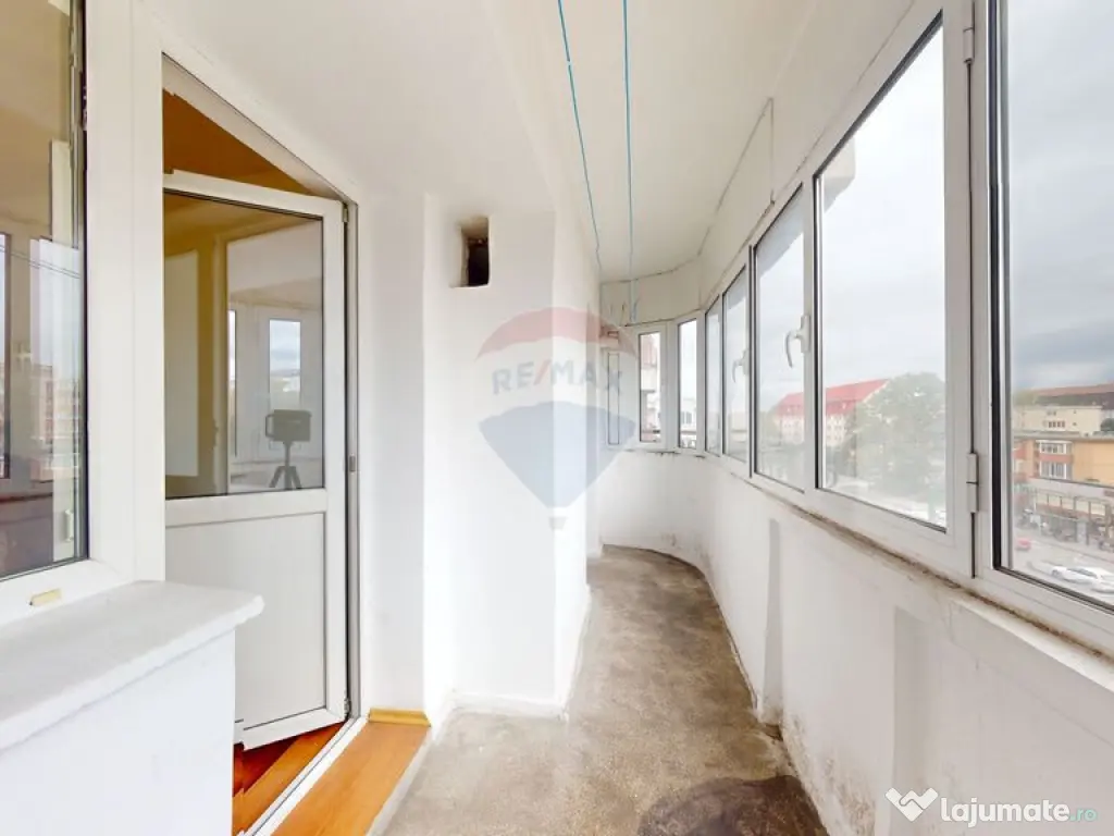 Apartament 2 camere | Etaj 3 | 13 Decembrie 