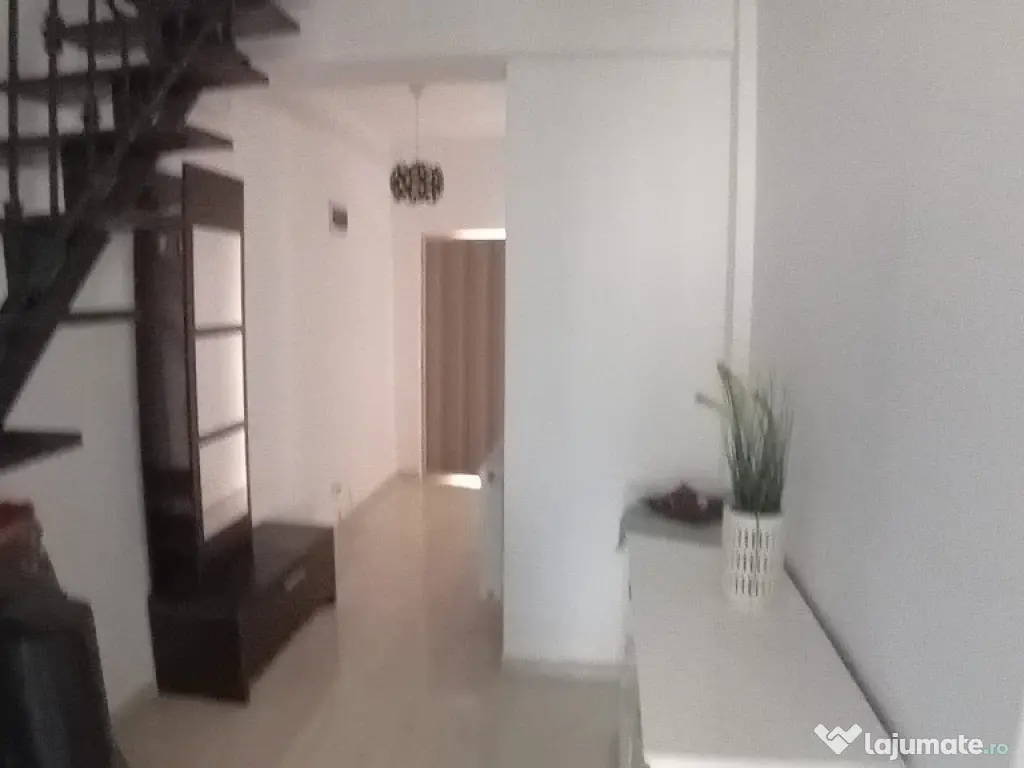 Apartament 3 Camere Bloc Nou 