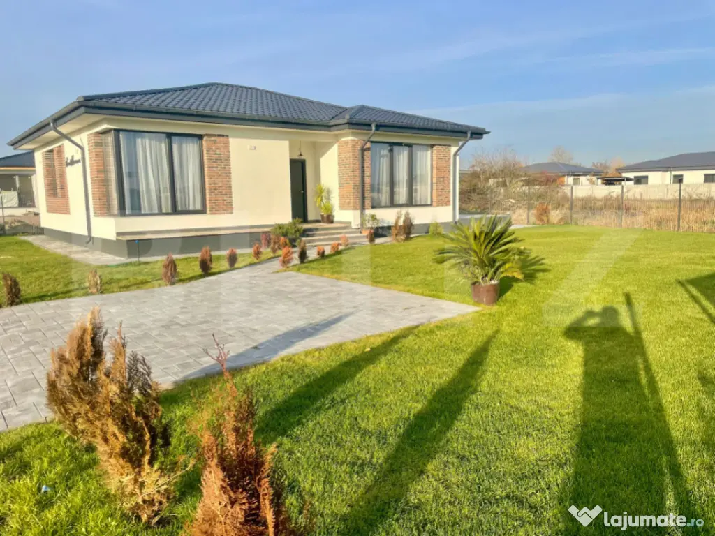 ???? Prezentare proiect – Casă parter, 4 camere, 2 băi