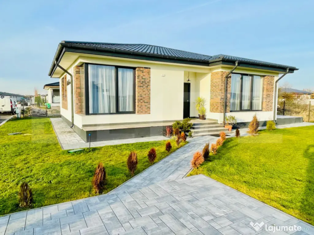 ???? Prezentare proiect – Casă parter, 4 camere, 2 băi