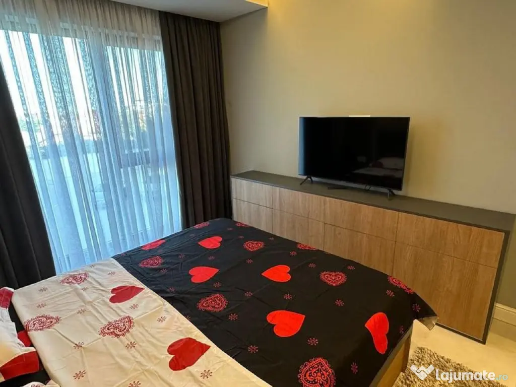 Apartament cu doua camere in zona Palazu Mare mobiliat /u... 